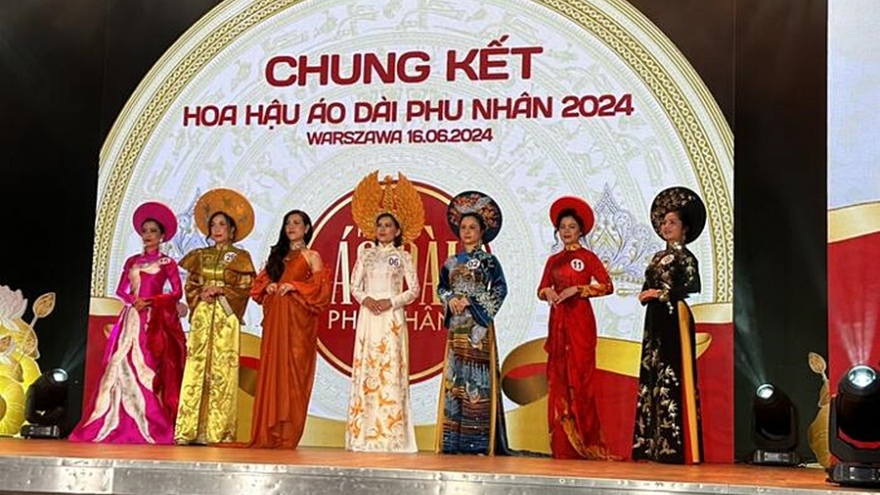 Chung kết cuộc thi Hoa hậu Áo dài phu nhân người Việt toàn châu Âu lần thứ 3